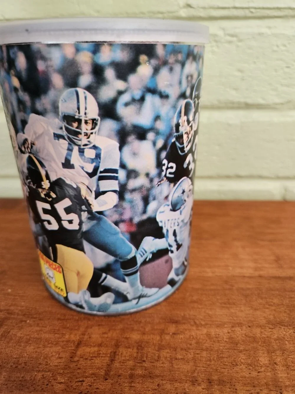 Vintage NFL 1976 Pittsburgh Steelers Dallas Cowboys Jigsaw Puzzle Canister T1
